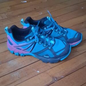 Merrell Size 8 Womens Hiking Shoes